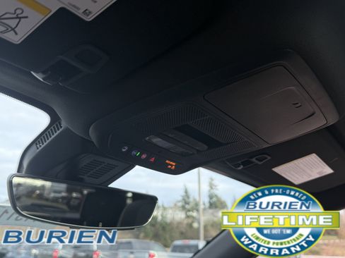 New 2026 Chevrolet Equinox LT w/ Convenience Package II image 15