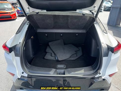 Used 2025 Buick Envista Sport Touring w/ Convenience I Package FWD image 24