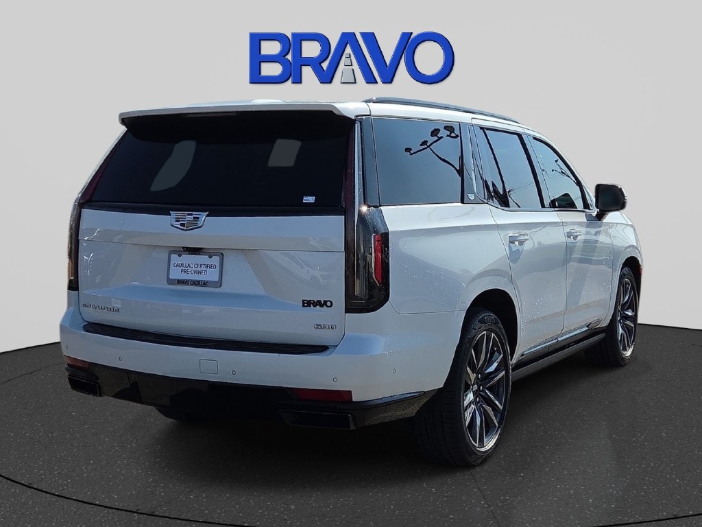 Used 2023 Cadillac Escalade Sport Platinum w/ LPO, Floor Liner Package AWD/4WD image 4