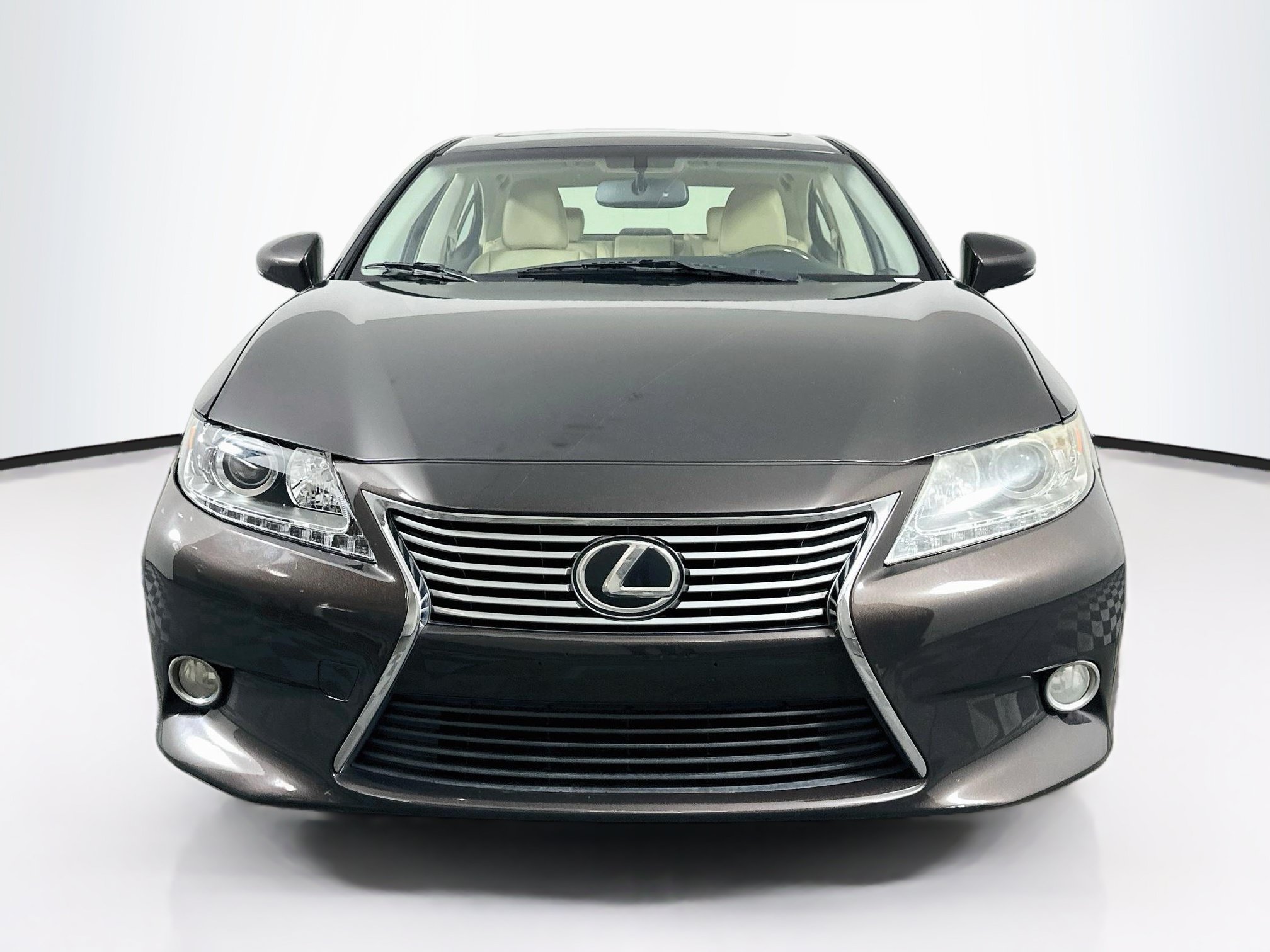 Used 2014 Lexus ES 350 w/ Premium Package FWD image 2
