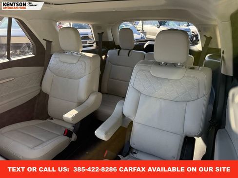 Used 2025 Ford Explorer Platinum w/ LUX Leather Package image 32
