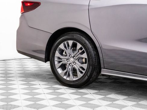 New 2026 Honda Odyssey Touring image 41