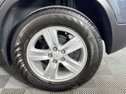 Used 2021 Chevrolet Trax LS FWD image 33