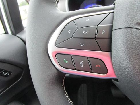 New 2027 Chrysler Pacifica Select w/ Family Tech Group FWD image 40