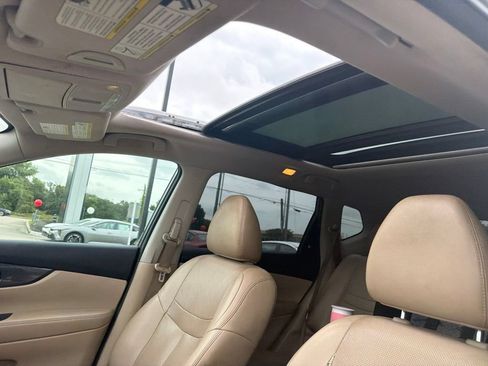 Used 2015 Nissan Rogue SL w/ SL Premium Package FWD image 14