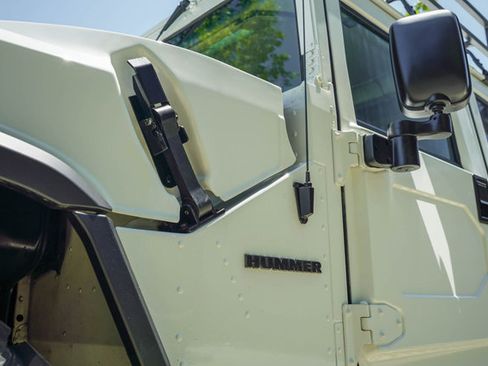 Used 1995 HUMMER H1 4-Door Wagon image 72