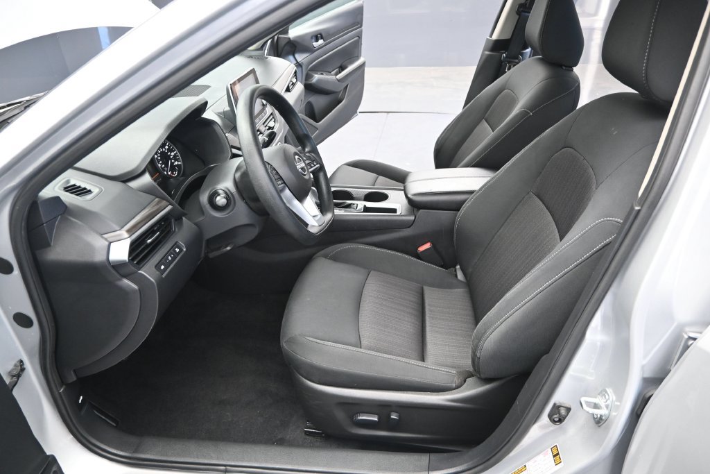 Certified 2025 Honda Civic Sport image 14