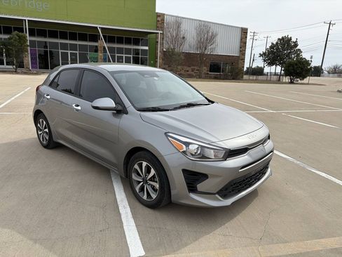 Used 2023 Kia Rio S w/ Technology Package FWD image 5