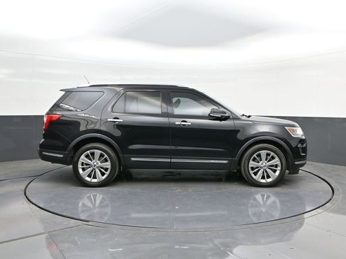 Used 2019 Ford Explorer Limited w/ Class III Trailer Tow Package AWD/4WD image 25