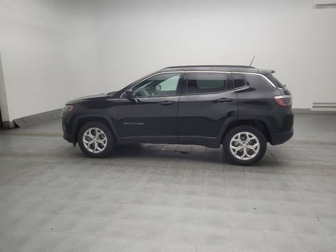 Used 2024 Jeep Compass Latitude AWD/4WD image 3
