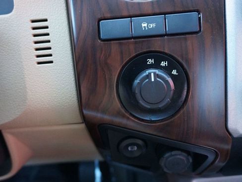 Used 2016 Ford F350 Lariat w/ Lariat Ultimate Package image 29