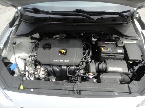 Used 2021 Hyundai Kona SEL AWD/4WD image 15