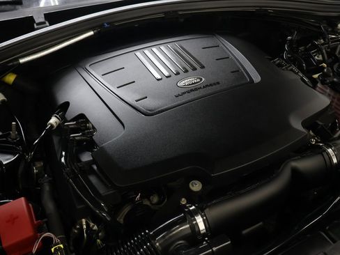 Used 2018 Land Rover Range Rover Velar S image 26