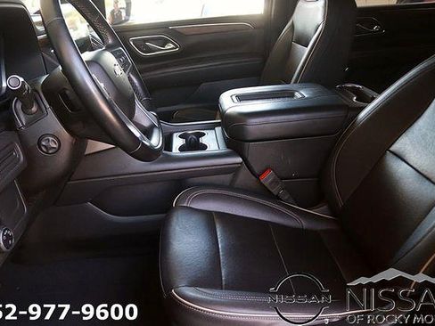 Used 2023 Chevrolet Suburban Premier RWD image 13