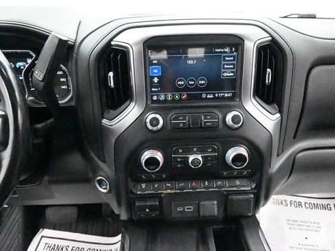 Used 2020 GMC Sierra 2500 Denali w/ Denali Ultimate Package AWD/4WD image 12