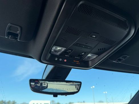 Certified 2024 Cadillac XT5 Sportv w/ Technology Package image 22