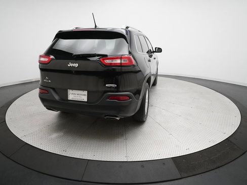 Used 2015 Jeep Cherokee Latitude w/ Comfort/Convenience Group image 33