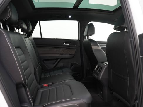 Used 2023 Volkswagen Atlas Cross Sport SEL Premium R-Line AWD/4WD image 12