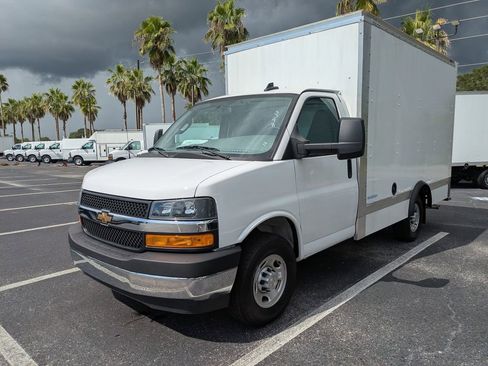 New 2025 Chevrolet Express 3500 w/ Power Convenience Package image 8