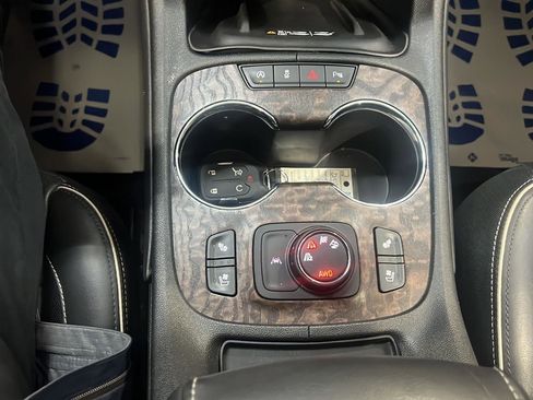 Used 2020 GMC Acadia Denali w/ Technology Package image 35