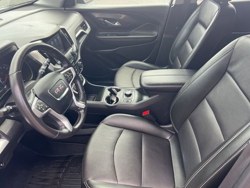Used 2022 GMC Terrain SLT image 4