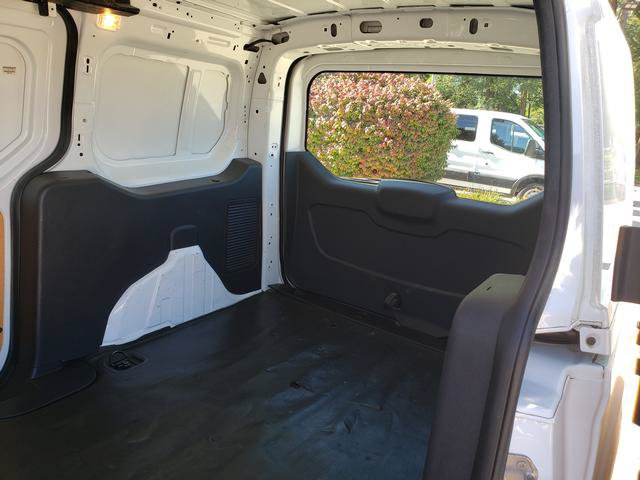 Used 2017 Ford Transit Connect XL FWD image 16