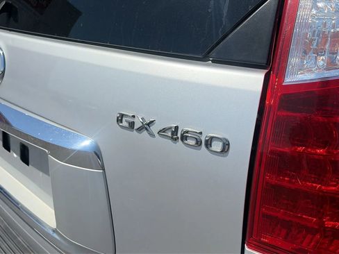 Used 2010 Lexus GX 460 image 42
