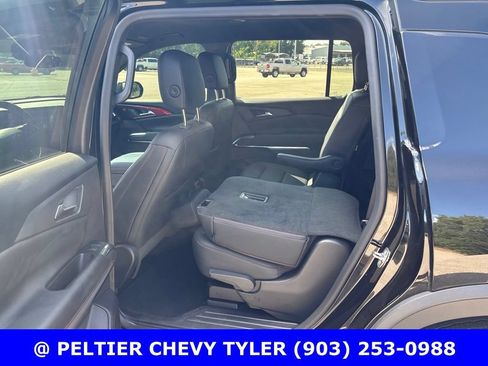 Used 2024 Chevrolet Traverse Z71 AWD/4WD image 19