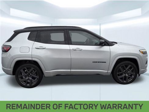 Used 2025 Jeep Compass Limited w/ High Altitude Package image 7