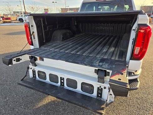 Used 2023 GMC Sierra 1500 Denali w/ Denali Reserve Package image 11