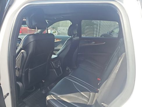 Used 2018 Lincoln MKX Select w/ Select Plus Package AWD/4WD image 9