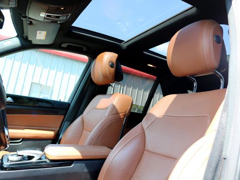 Used 2018 Mercedes-Benz GLE 43 AMG 4MATIC image 16