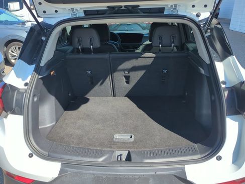 Used 2025 Buick Encore GX Preferred AWD/4WD image 8