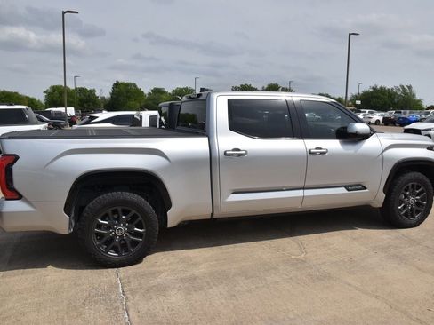 Used 2023 Toyota Tundra Platinum image 6