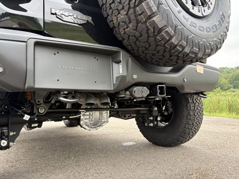 New 2025 Ford Bronco Raptor image 13