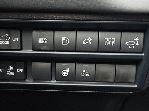 New 2026 Toyota Tundra Platinum image 14