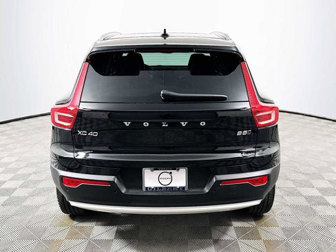 Certified 2025 Volvo XC40 B5 Plus w/ Protection Package Premier image 6