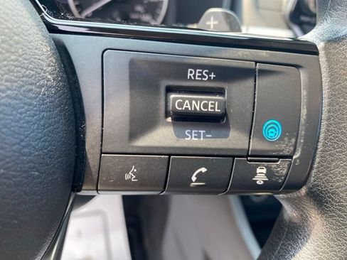 Used 2023 Nissan Rogue SV AWD/4WD image 20