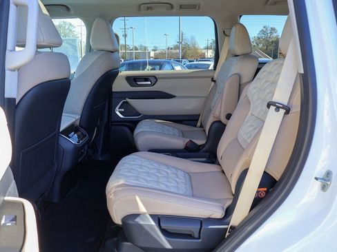 New 2026 Nissan Armada Platinum image 8