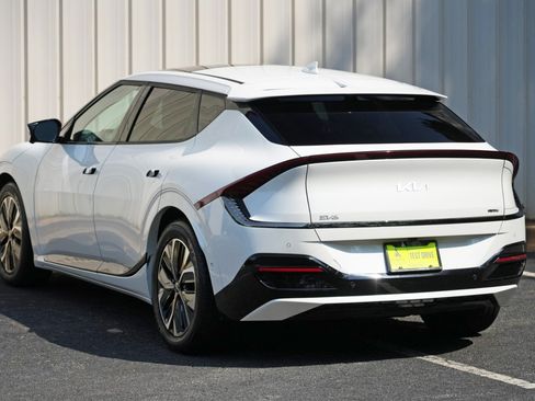 Used 2022 Kia EV6 GT-Line RWD image 54