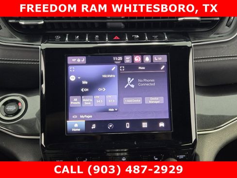 Used 2022 Jeep Grand Cherokee L Laredo AWD/4WD image 11
