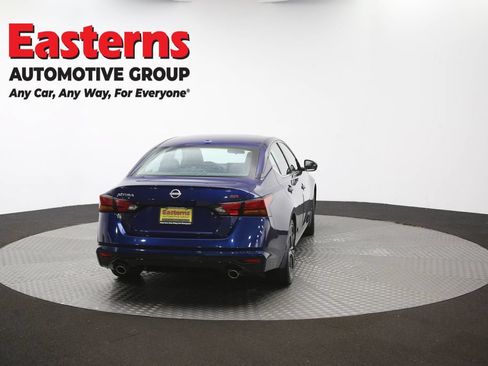 Used 2024 Nissan Altima 2.5 SR w/ SR Premium Package FWD image 40