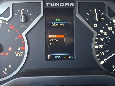 Used 2024 Toyota Tundra SR5 AWD/4WD image 27