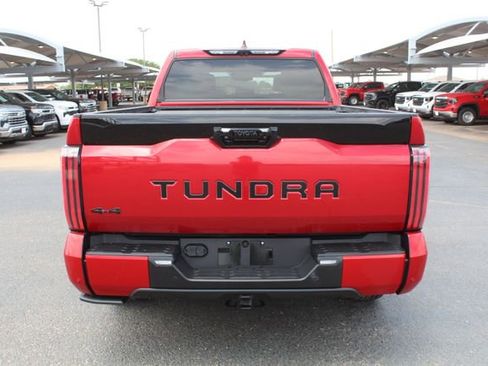 Used 2024 Toyota Tundra Platinum AWD/4WD image 4