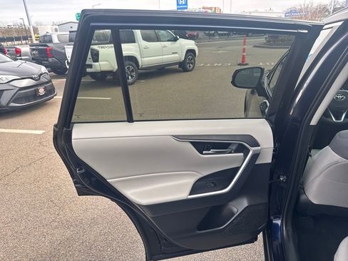 Used 2023 Toyota RAV4 XLE w/ Convenience Package image 38