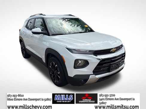 Used 2023 Chevrolet TrailBlazer LT FWD image 2