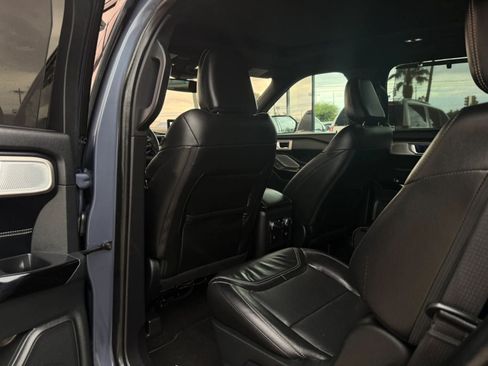 Used 2021 Ford Explorer ST w/ Equipment Group 401A AWD/4WD image 43