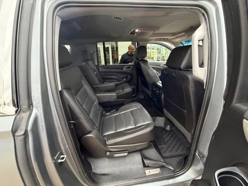 Used 2019 GMC Yukon XL Denali w/ Open Road Package image 31