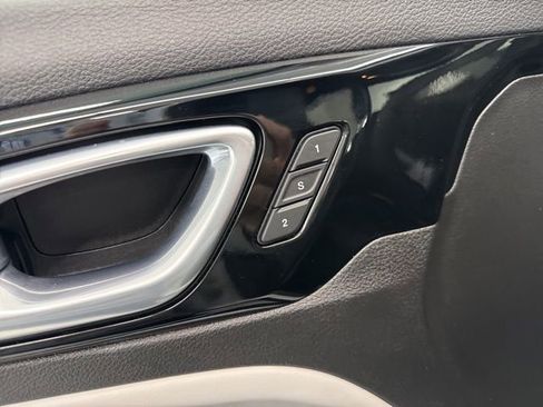 Used 2024 Jeep Compass Limited w/ Elite Group image 19