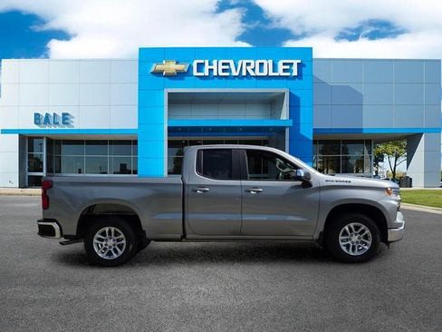 Used 2024 Chevrolet Silverado 1500 LT RWD image 2